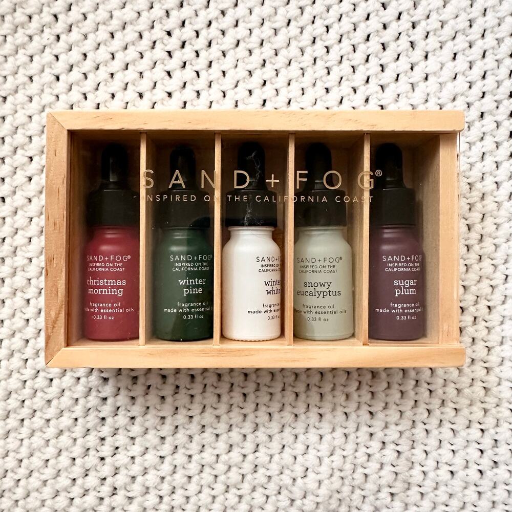Sand + Fog Diffuser Oil Wooden Box Christmas Morning Pine Sugar Plum Set of 5
